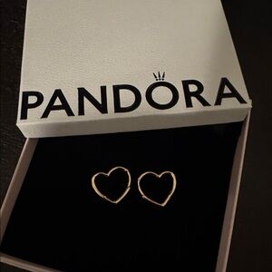 NWT Pandora Rose Gold Heart Hoop Earrings